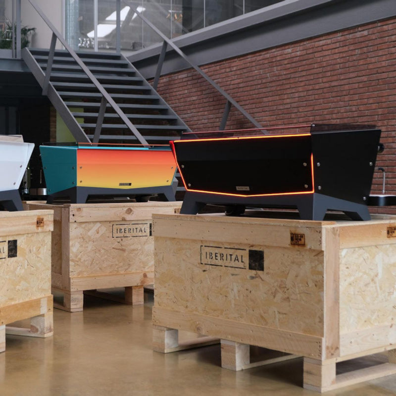 VISTA 3-GRP ALTO 4200W - BLACK WITH BACKLIT PANEL