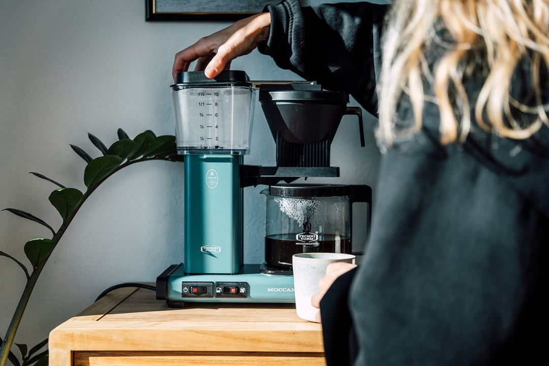 Free Item with Purchase* Moccamaster KBG Select Filter Coffee Machine | Ocean "Colour Of The Year" - Choose Coffee