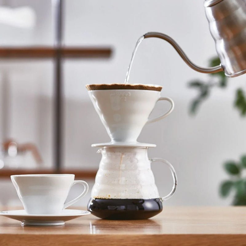 HARIO COFFEE DRIPPER V60 02 CERAMIC WHITE - Choose Coffee